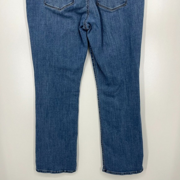 Levi's Jeans Women's 34 Blue Slimming Boot Medium Wash Stretch Cotton - Picture 8 of 12